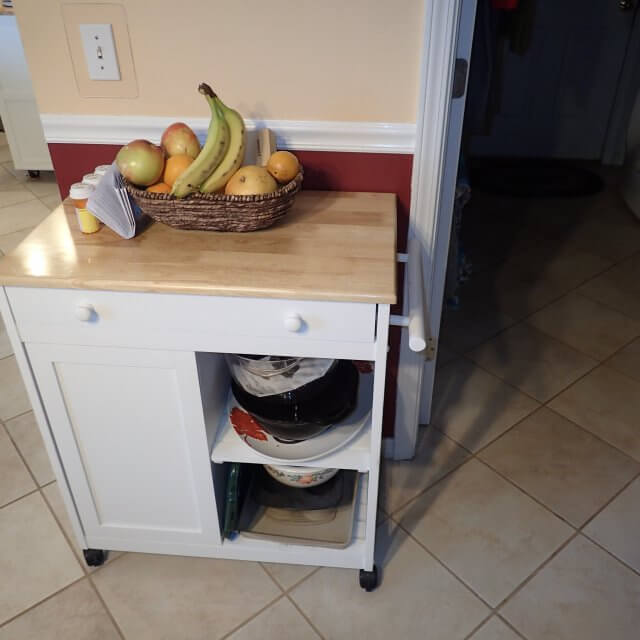 Before: Moveable kitchen island