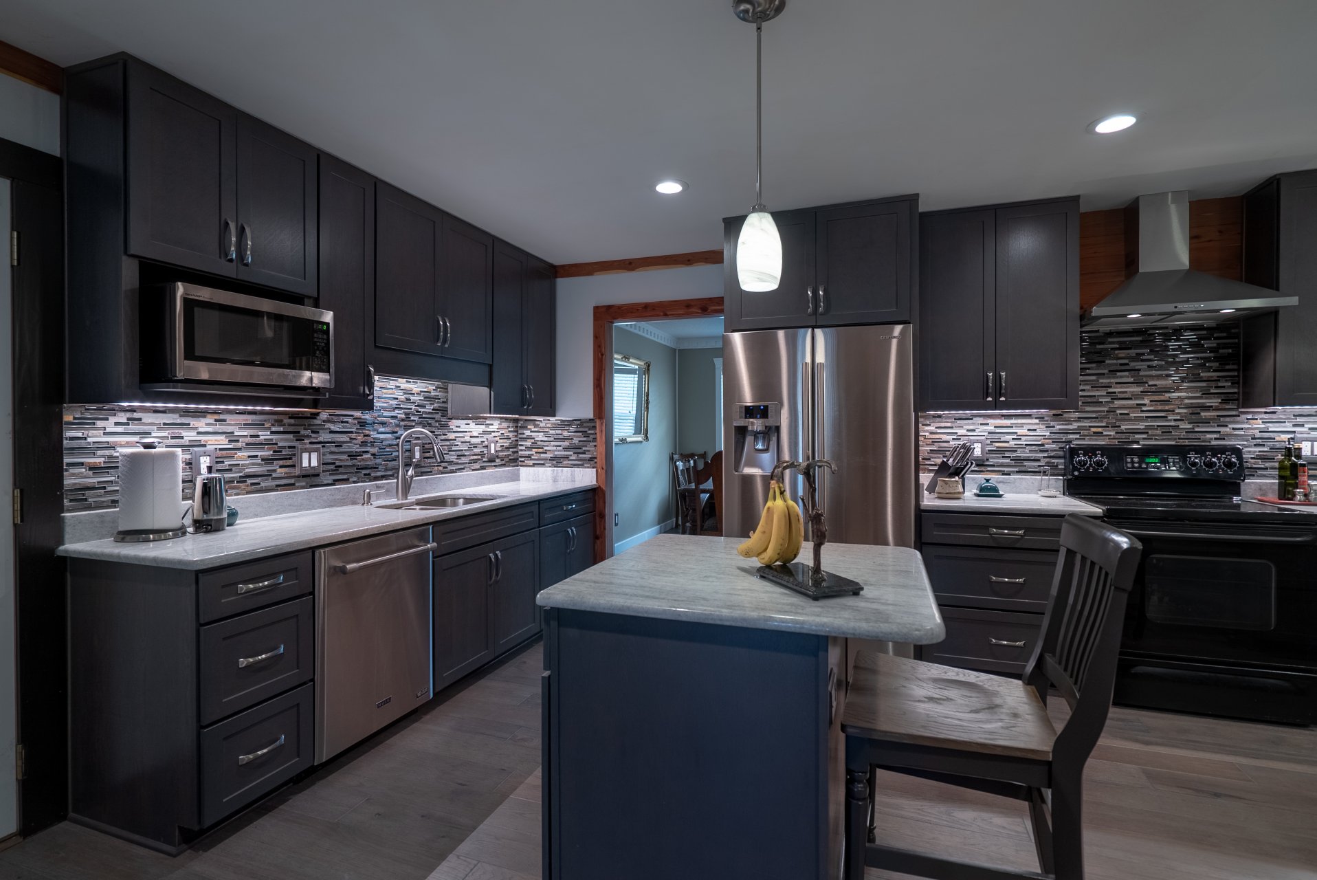 Kitchen and Dining Room Remodel - quartz countertops and stainless appliances